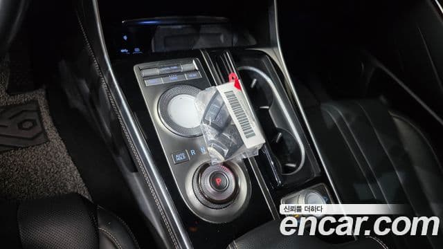 Genesis GV80 2022 — Şəkil 9/20