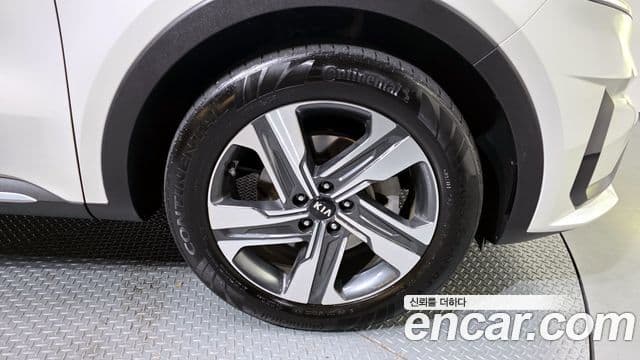 Kia Sorento 2021 — Фото 5/20