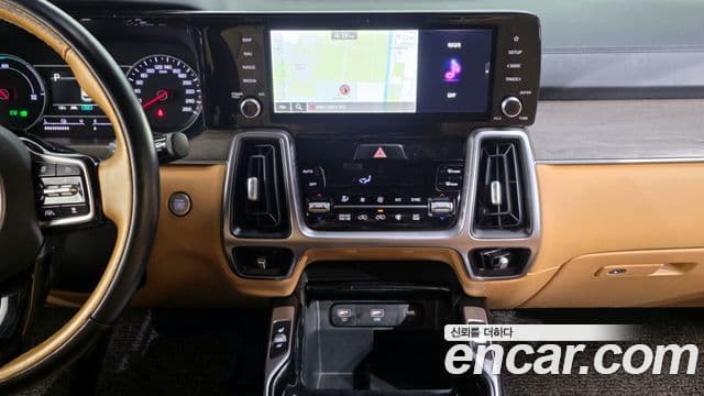 Kia Sorento 2021 — Фото 14/20