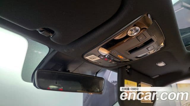 Kia Sorento 2021 — Фото 17/20