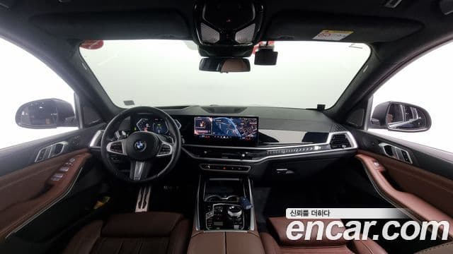 BMW X7 2023 — Photo 4/20