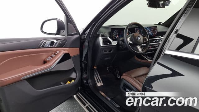 BMW X7 2023 — Photo 5/20