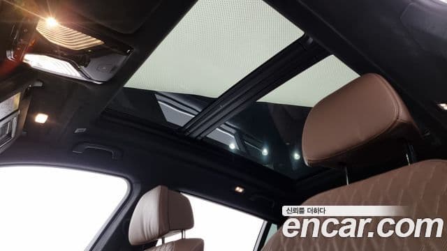 BMW X7 2023 — Photo 8/20