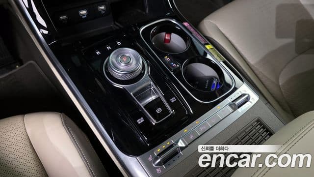Kia Carnival 2022 — Şəkil 9/20