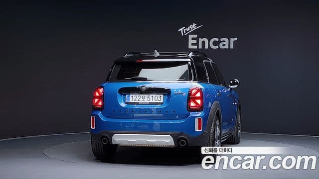 Mini Cooper S Countryman 2023 — ფოტო 4/20