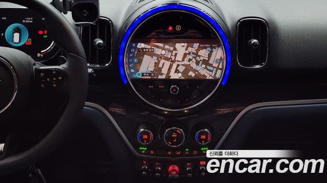 Mini Cooper S Countryman 2023 — ფოტო 15/20