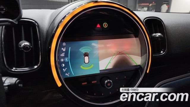 Mini Cooper S Countryman 2023 — ფოტო 16/20