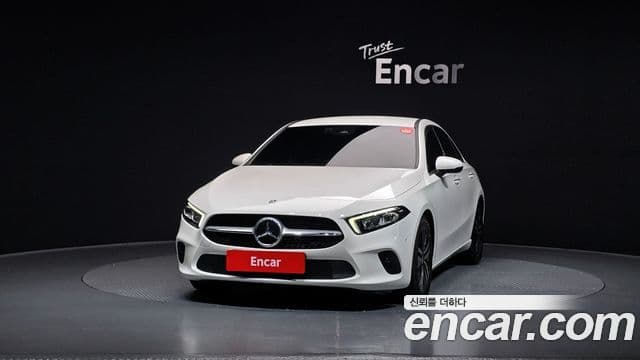 Mercedes-Benz A-Class 2022 — Şəkil 9/20