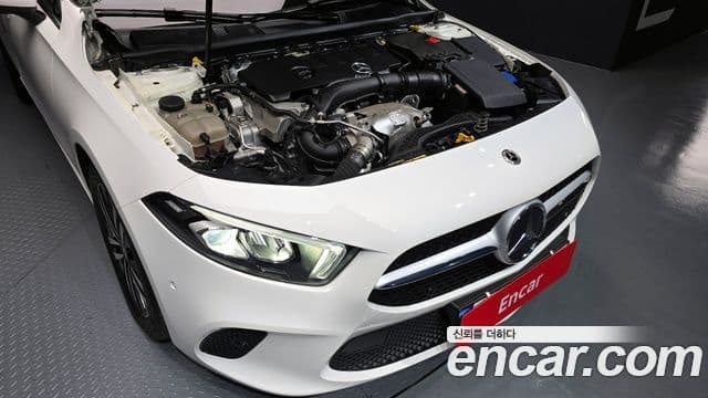 Mercedes-Benz A-Class 2022 — Şəkil 8/20