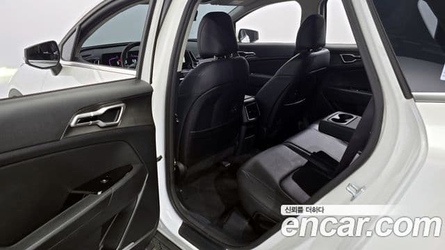 Kia Sportage 2022 — Şəkil 12/20