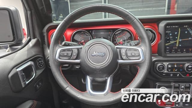 Jeep Wrangler 2022 — Фото 14/20