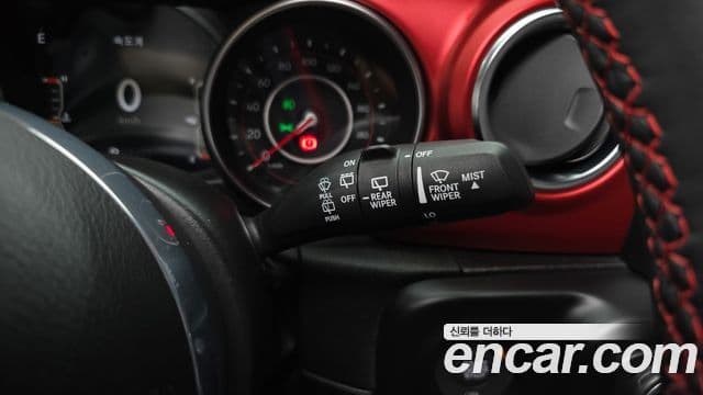 Jeep Wrangler 2022 — Фото 18/20