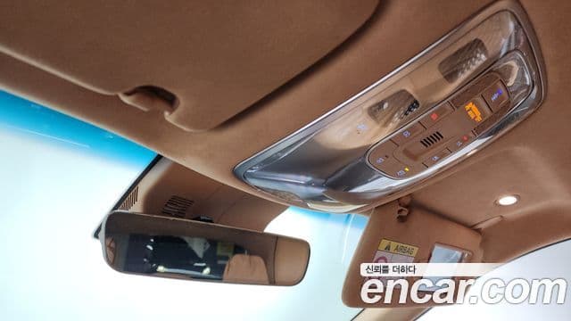 Genesis GV80 2020 — ფოტო 18/20