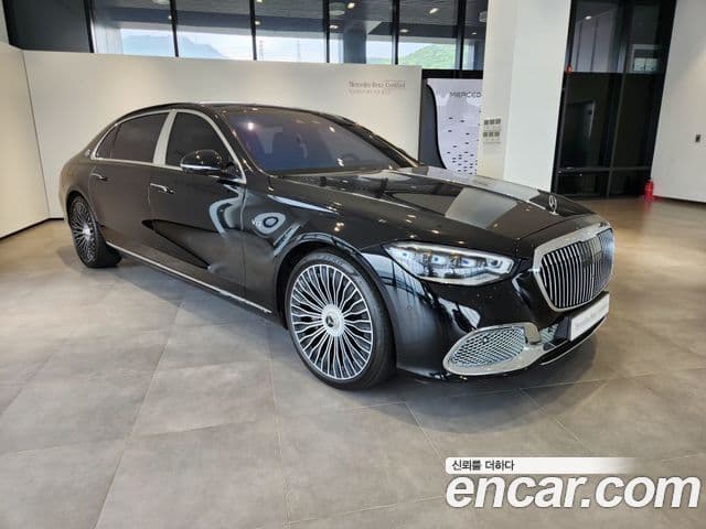 Mercedes-Benz S-Class 2023 — Photo 5/19