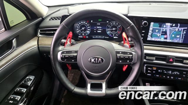 Kia K5 2020 — Şəkil 13/20