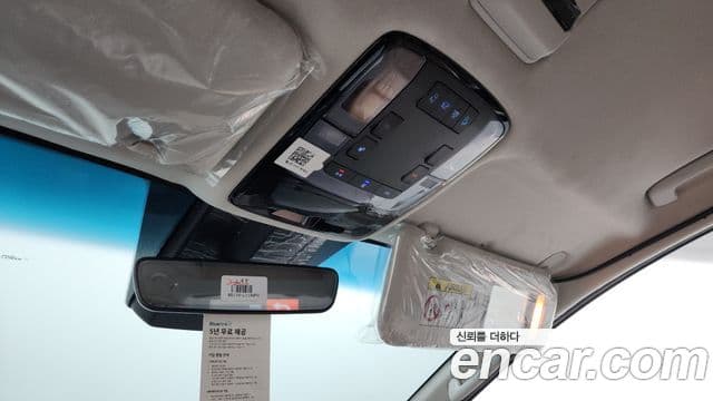 Hyundai Staria 2022 — ფოტო 19/20