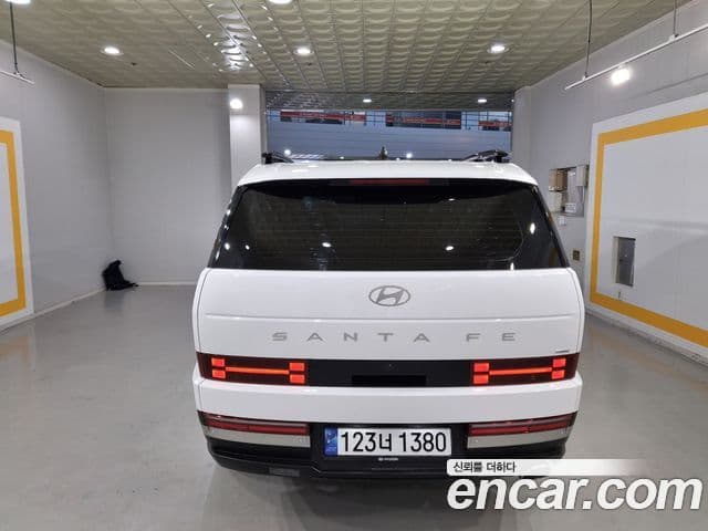Hyundai Santa Fe 2024 — ფოტო 5/20