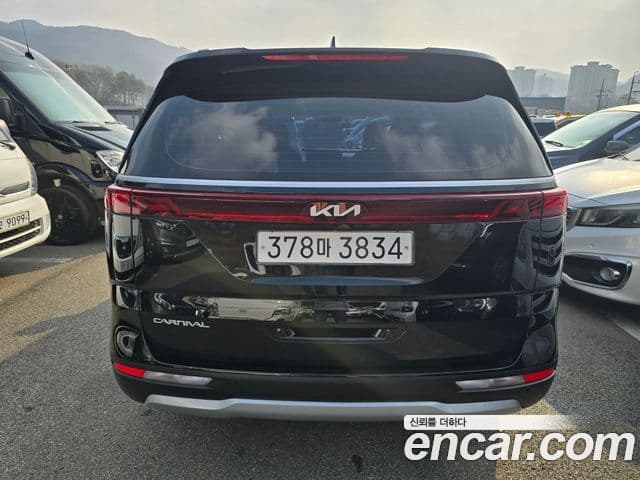 Kia Carnival 2023 — Şəkil 4/20