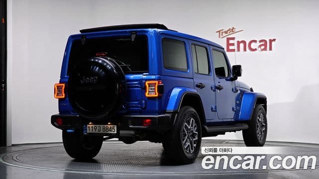 Jeep Wrangler 2022 — Şəkil 2/20