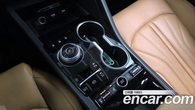 Kia K5 2021 — Şəkil 9/20