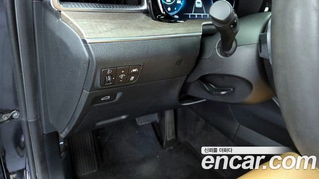 Kia K5 2021 — Şəkil 18/20