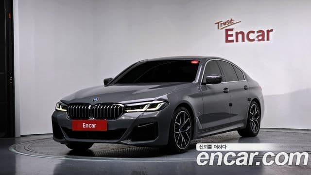 BMW 5 Series 2022 — Şəkil 10/20