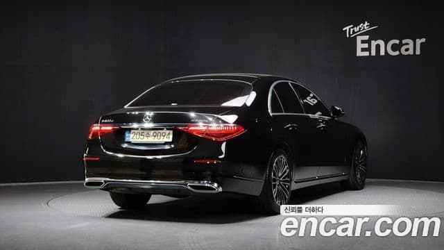 Mercedes-Benz S-Class 2022 — Photo 14/20