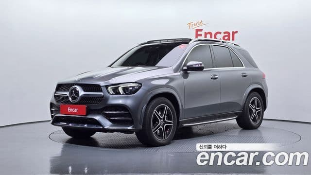 Mercedes-Benz GLE-Class 2021 — ფოტო 13/20