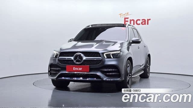 Mercedes-Benz GLE-Class 2021 — ფოტო 14/20