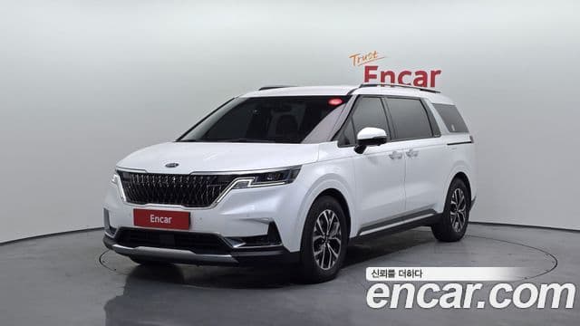 Kia Carnival 2021 — ფოტო 1/20