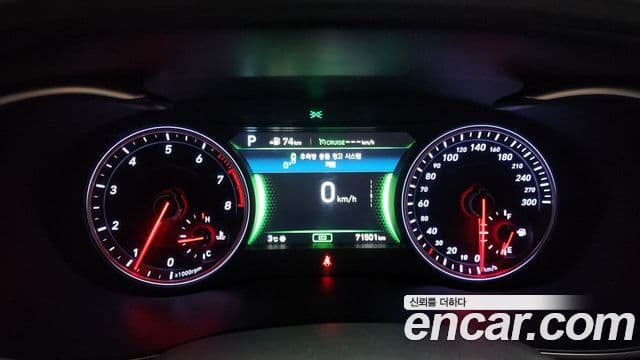Genesis G70 2018 — ფოტო 8/20