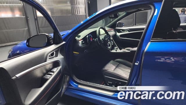 Genesis G70 2018 — Photo 19/20