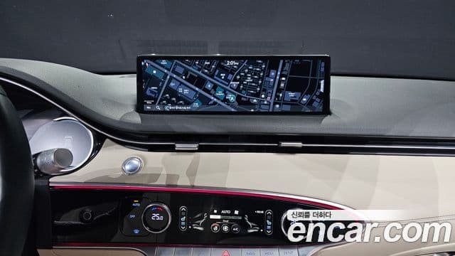Genesis GV70 2021 — Şəkil 14/20