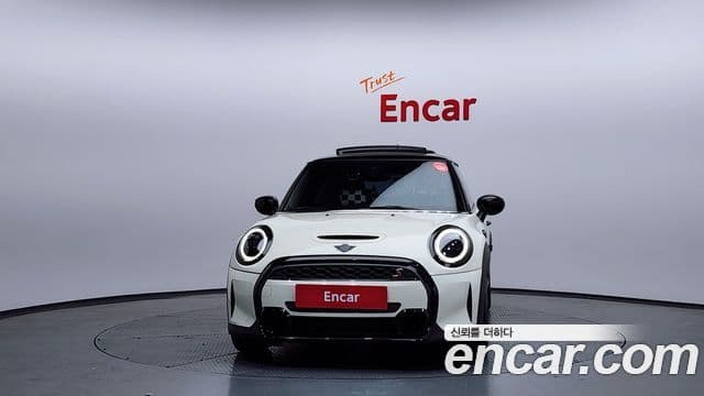 Mini Cooper S 2021 — Şəkil 18/20