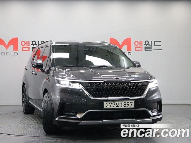 Kia Carnival 2021 — ფოტო 1/20