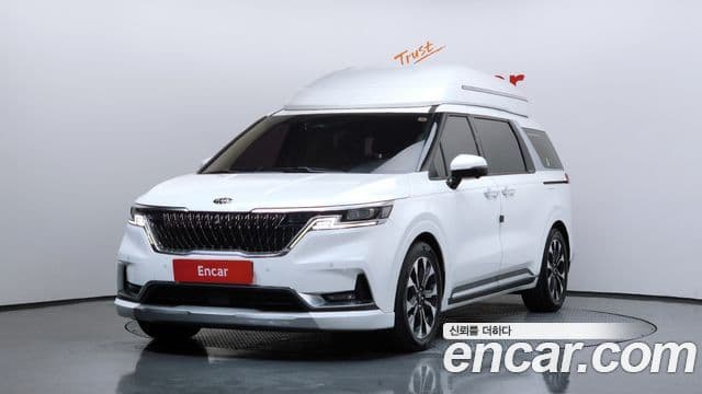 Kia Carnival 2021 — ფოტო 1/20