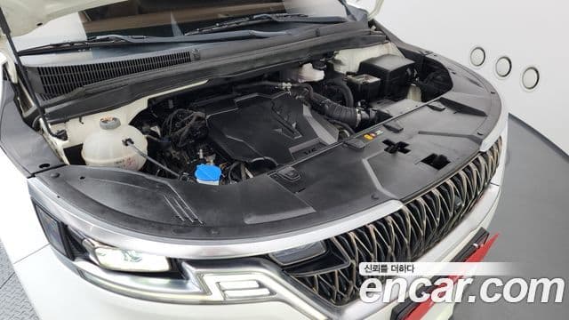 Kia Carnival 2021 — ფოტო 6/20