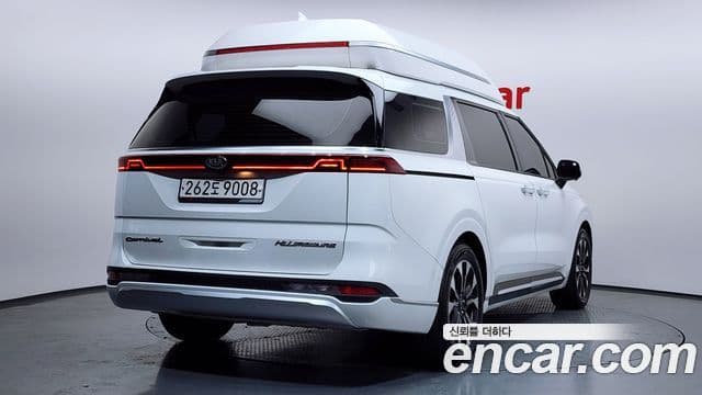 Kia Carnival 2021 — Фото 2/20