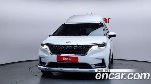 Kia Carnival 2021 — Фото 3/20