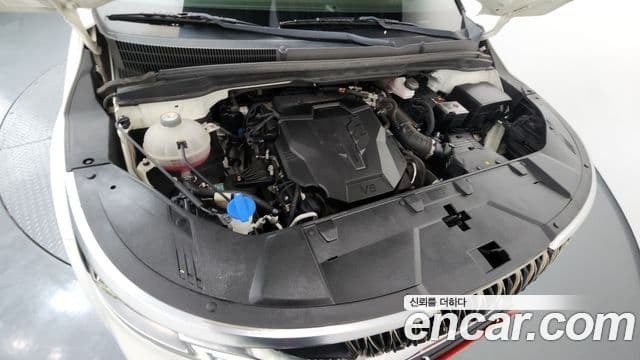 Kia Carnival 2021 — Фото 6/20