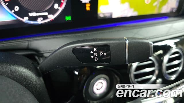 Mercedes-Benz S-Class 2020 — ფოტო 8/20