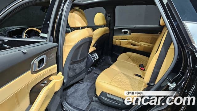 Kia Sorento 2023 — Şəkil 11/20