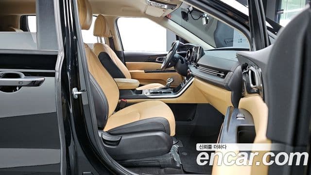 Kia Carnival 2022 — Фото 10/20