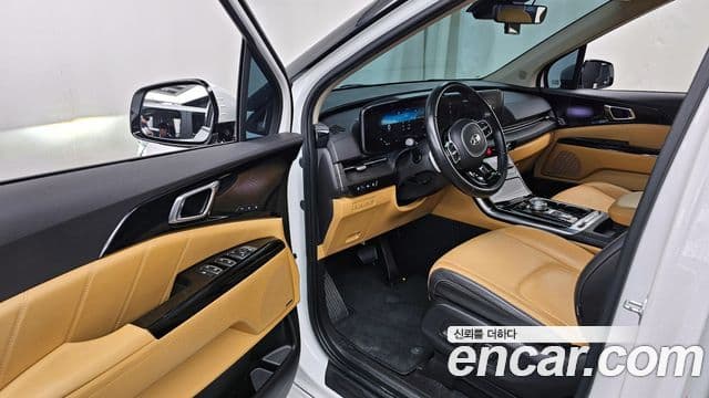 Kia Carnival 2021 — Şəkil 9/20