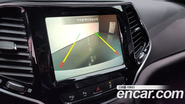 Jeep Cherokee 2021 — Фото 15/20