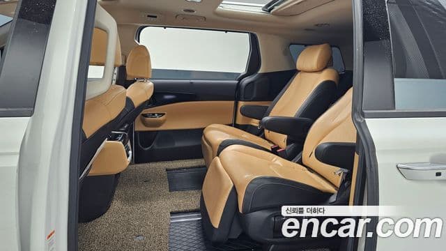 Kia Carnival 2020 — Şəkil 12/20