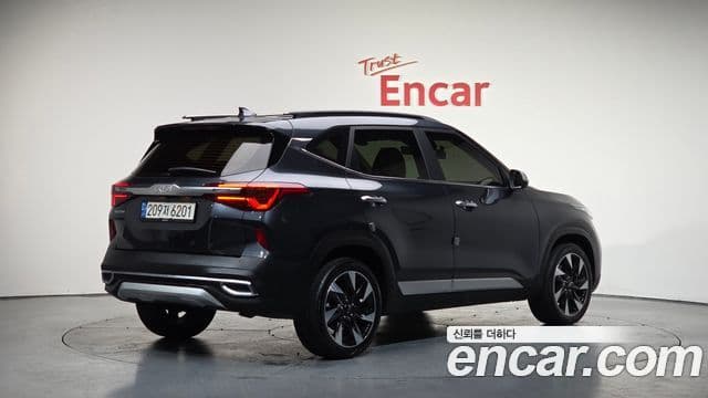 Kia Seltos 2021 — Şəkil 2/20