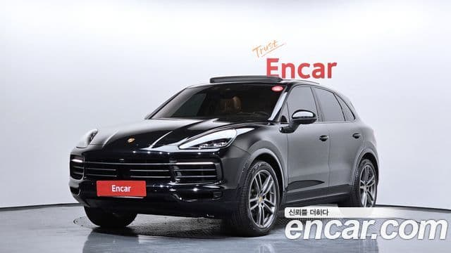 Porsche Cayenne 2022 — ფოტო 20/20
