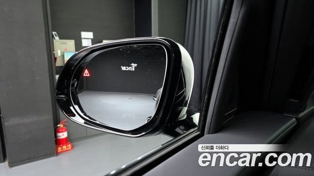 Genesis GV80 2025 — фото 17 из 20