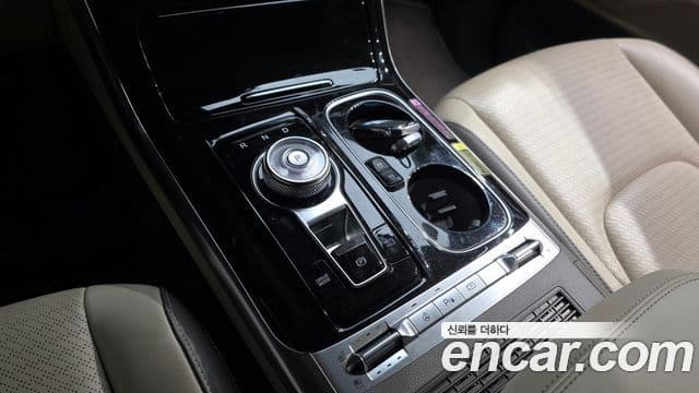 Kia Carnival 2021 — Şəkil 9/20